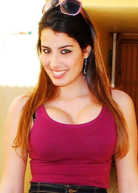 LidaTrouser7732's profile picture. 