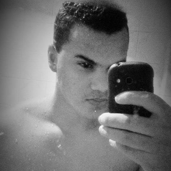 bruno $ segui bora ser amigos insta @bruno_oficialll