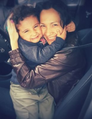 Contadora Pública, madre Felizmente soltera, enamorada de mi Hij♥ y de la vida!