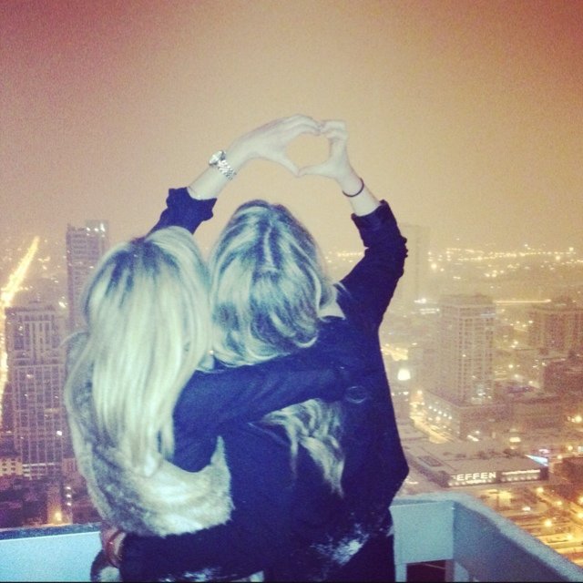 kellyargh's profile picture. go big or go home.