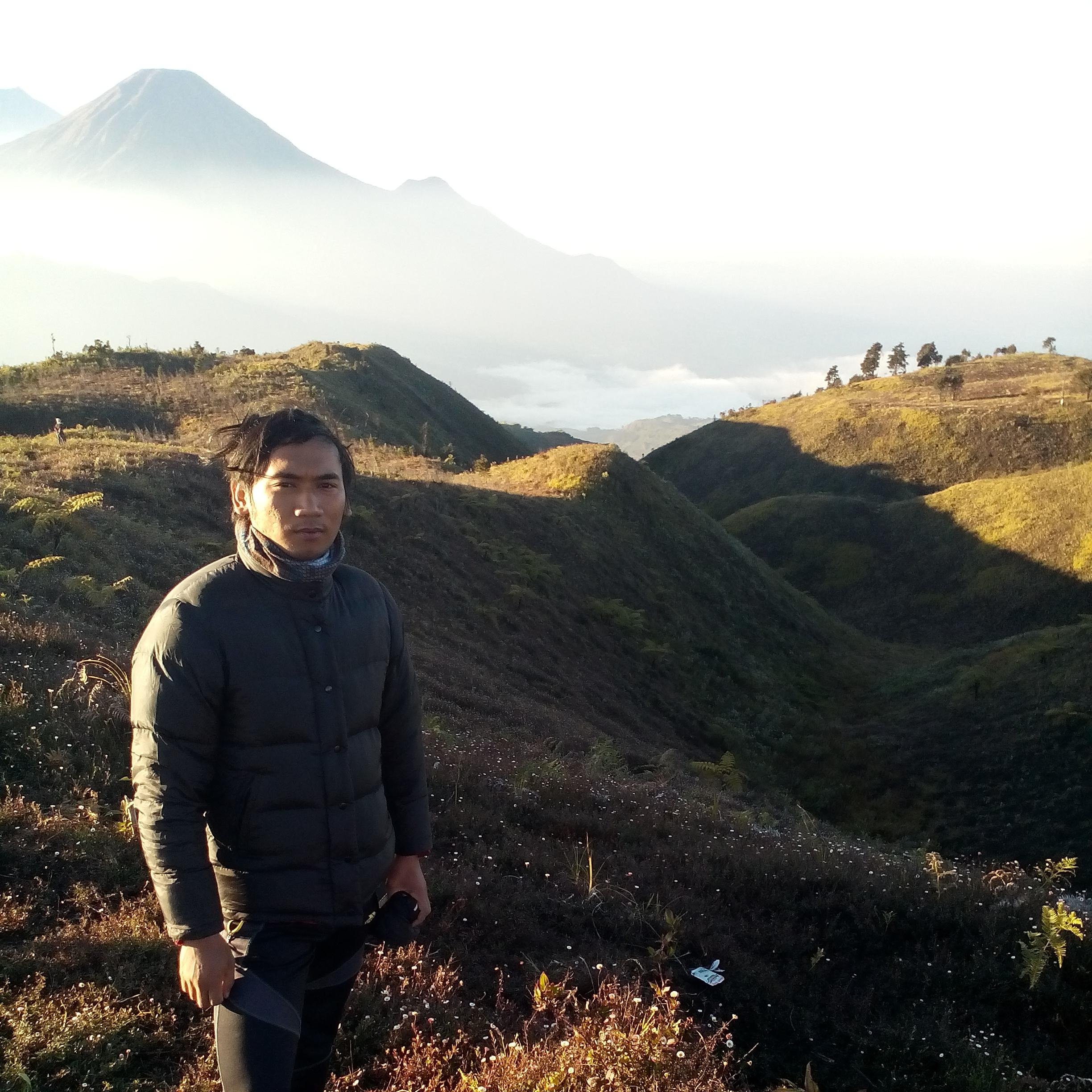 AgilReliDarin's profile picture. 