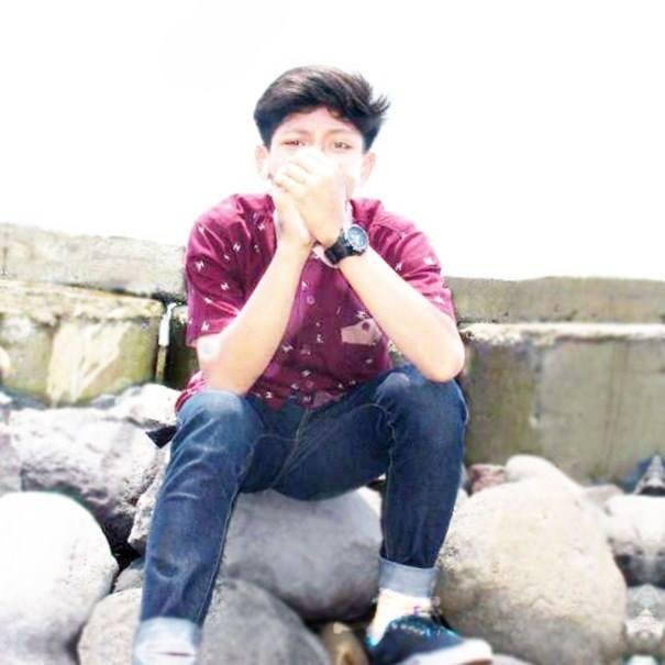 Bertindaklah tanpa keraguan, bukannya hidup dalam keraguan tanpa melakukan apa-apa. Hidup terlalu singkat tanpa melakukan sesuatu. :)♥  || invite 7E677829