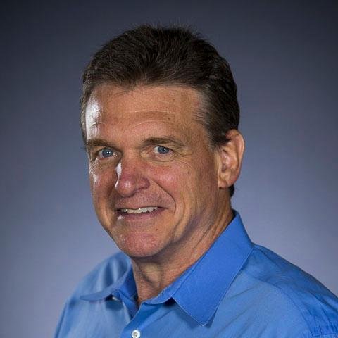 Passionate about family, sports and helping my clients deliver exceptional service and support to their clients.