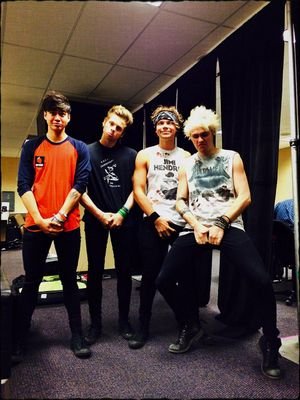 our 6 lives were ruined by 4 dork livin the az yeethoe life. 1/4