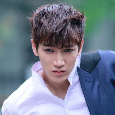 jun°khyun