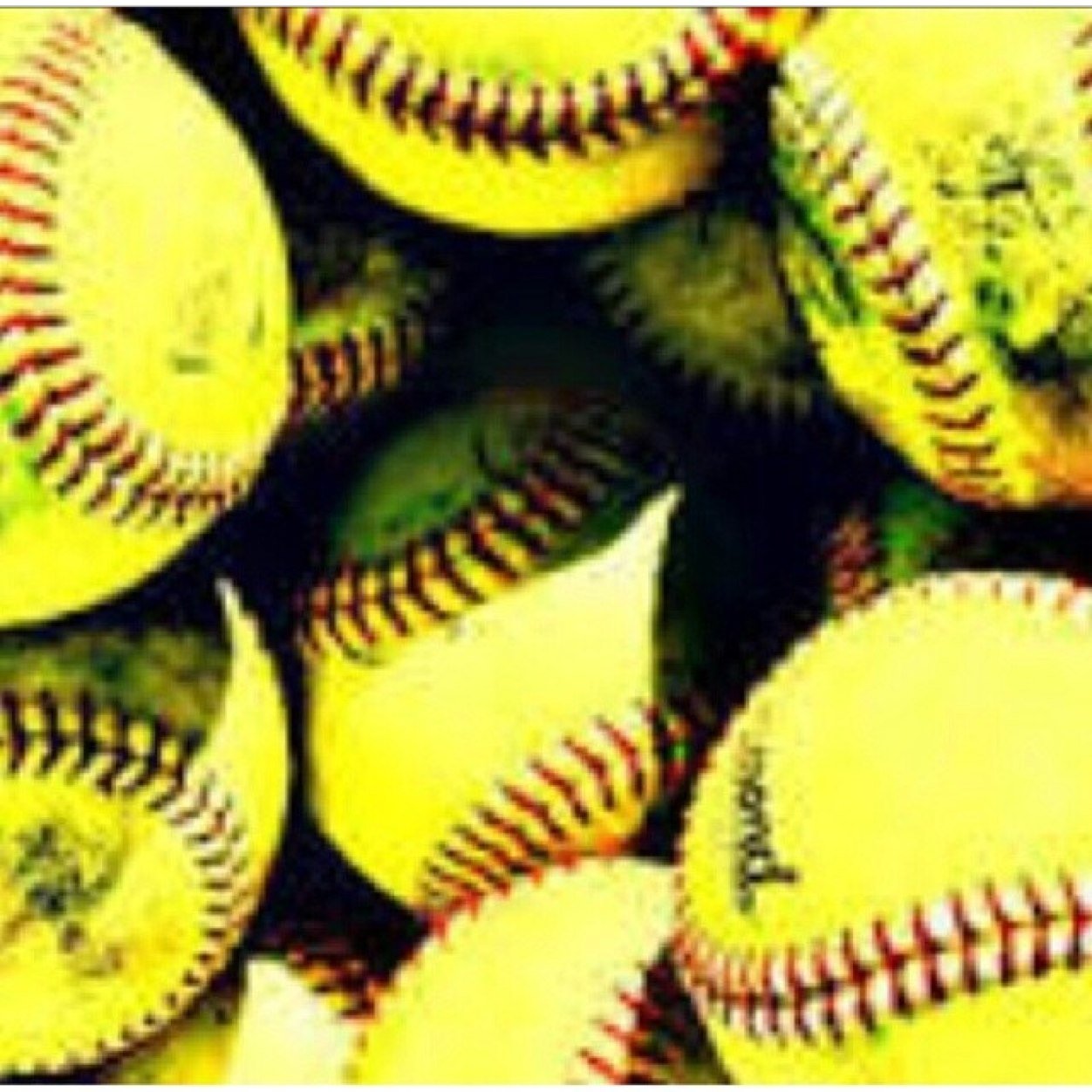 softballchica_'s profile picture. #Pitcher #ShortStopSwag 
17.