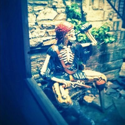 grizael's profile picture. Hold infinity in the palm of your hand, and eternity in an hour.