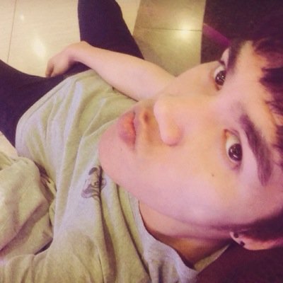 ID line : fujijames
อายุ 28 จะ 29 แระ อยุ่ลาดพร้าว
เปงคนหื่น ชอบคุย ไม่คุยบอกตตรงๆ