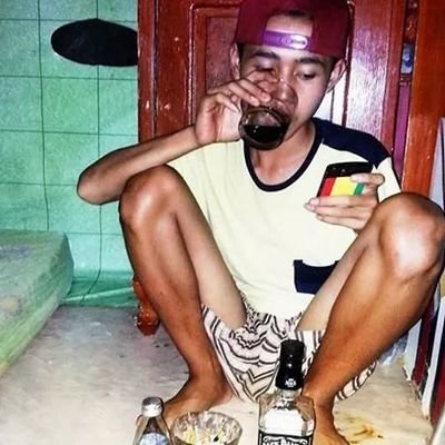 Come back : Taylor Gang Or Die .
Living young . Wild and Free