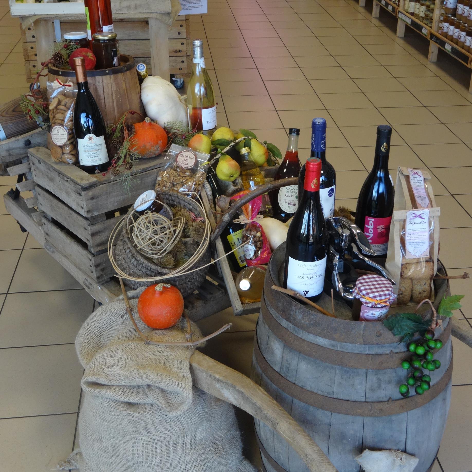 Ma Product’Yon Locale, c’est quoi ?
C'est un magasin de produits locaux créé par un collectif de 5 exploitations associées avec + de 60 producteurs fermiers.