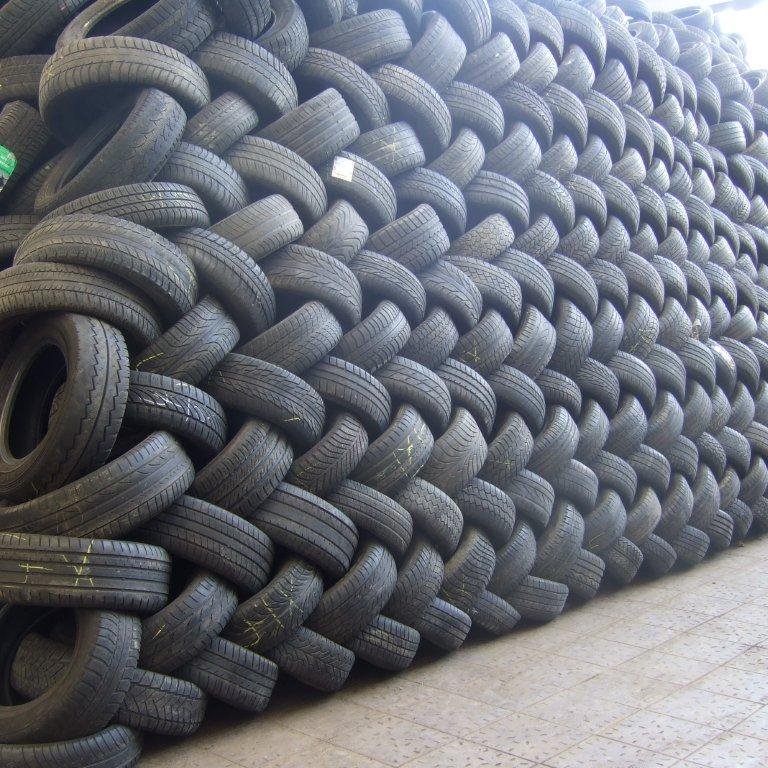 Importers and Wholesalers of top quality part worn tyres, always 15,000+ in UK stock.