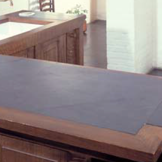 When you want a quality Cornish slate kitchen worktop, choose STEVENS - Guaranteeing you only the best slate from Cornwall - Delabole