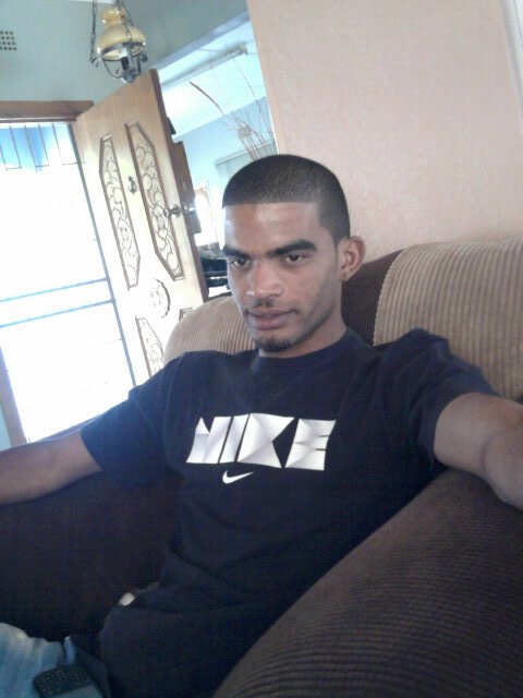 My life ur entertainment,u watch it while I live it..