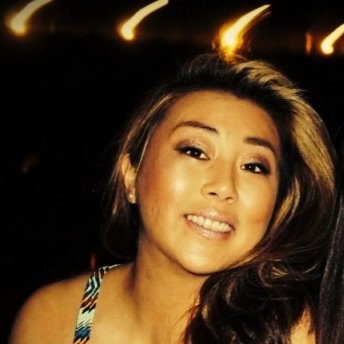 Eyelash extension stylist, business owner
