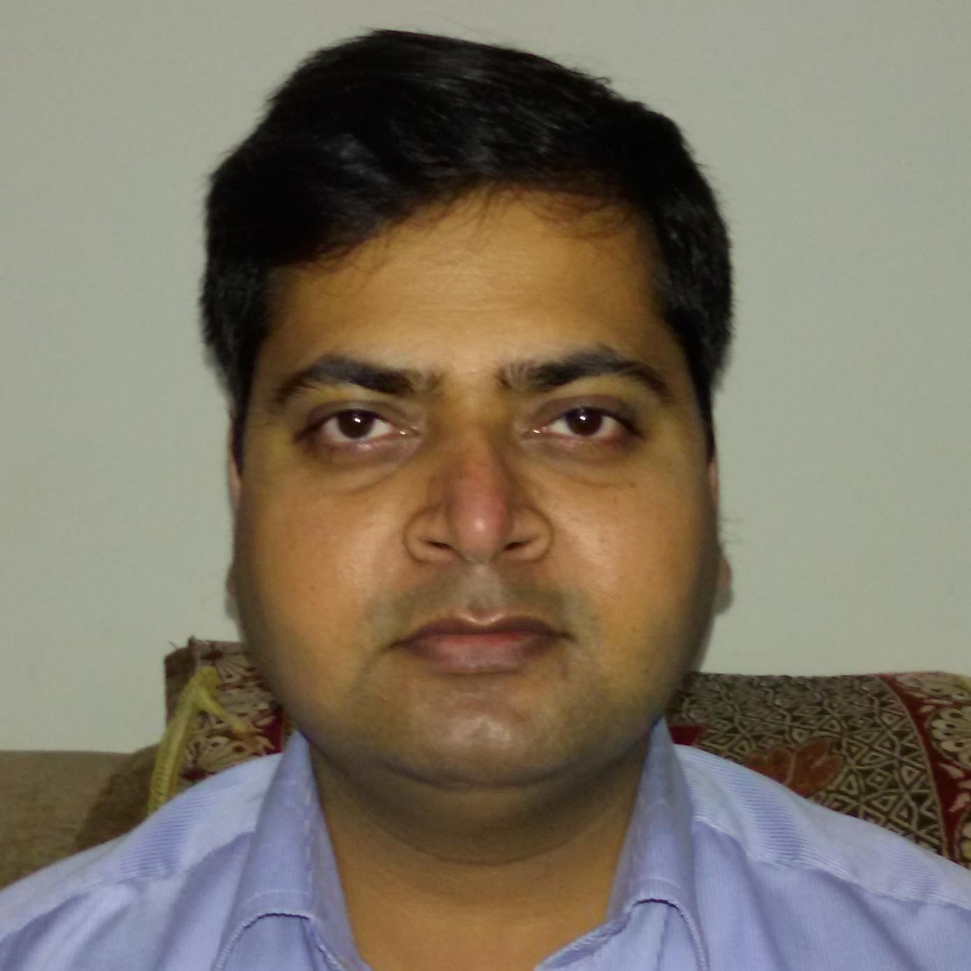Software Developer. All tweets, RTs and opinions are my own ! #Rocket #IBM, #Cloud #DB2