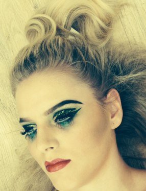 sunsnapper's profile picture. ♡ x Make up Artist x ♡  follow your dreams