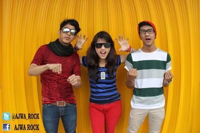 Official Fanbase Jakarta | Keep Support For Carrer @AjwaBand_ | We Are Family @Ajwara_ID  !!