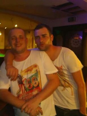 chrisbeldon25's profile picture. 