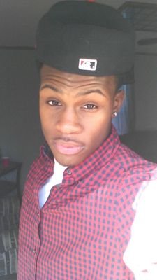 Im just a young nigga that in the making and always keep god first and remain too count these blessing....
