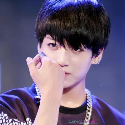 บอทจองกุกครับ :)    http://t.co/c4y4oo6idj ฝากฟิคเรื่องนี้กันด้วยน่ะคร้าบบ เข้าไปอ่านกันน่ะครับ :)