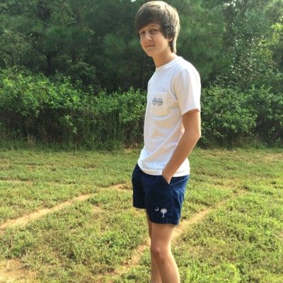 thatkidharrison's profile picture. When i die throw a couple bad bitches in my casket. #D13