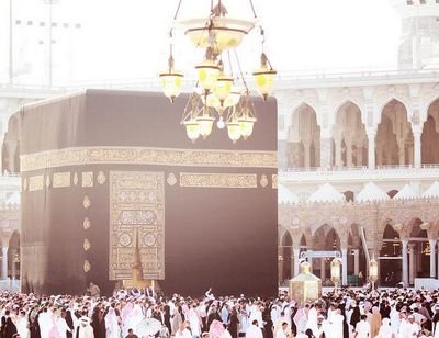 عش ما شئت فإنك ميت ،
وأحبب من شئت فإنك مفارقه ،
واعمل ما شئت فإنك مجزى به ❥