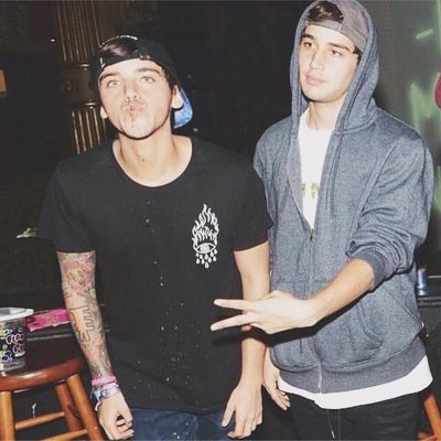 ✖️bands✖️ @j0rdiwhitworths I love you