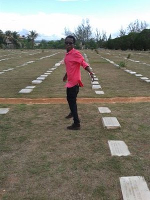 Live and let others live,,live to express not to impress,,Fuck a Circle Loyalty Holds No Shape #1Don_Dem #Loyalty_Fi_Loyalty