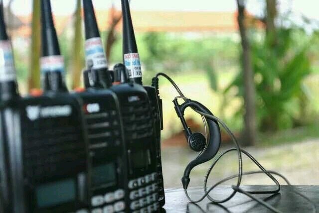Founder kotakotamedia | pelopor rental handytalky dan Barrier murah! coverage area  Sby-mlng-jember-bali 083856224479,081228206675 pin.238688bb