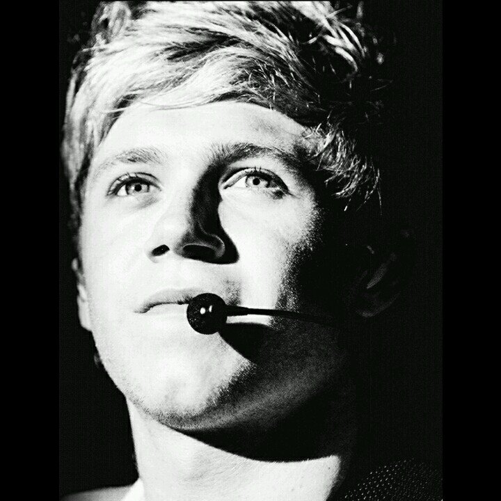 nobody is perfect but 5SOS & 1D aren't nobidies. 0/5 0/4. halyah af bitchz!
