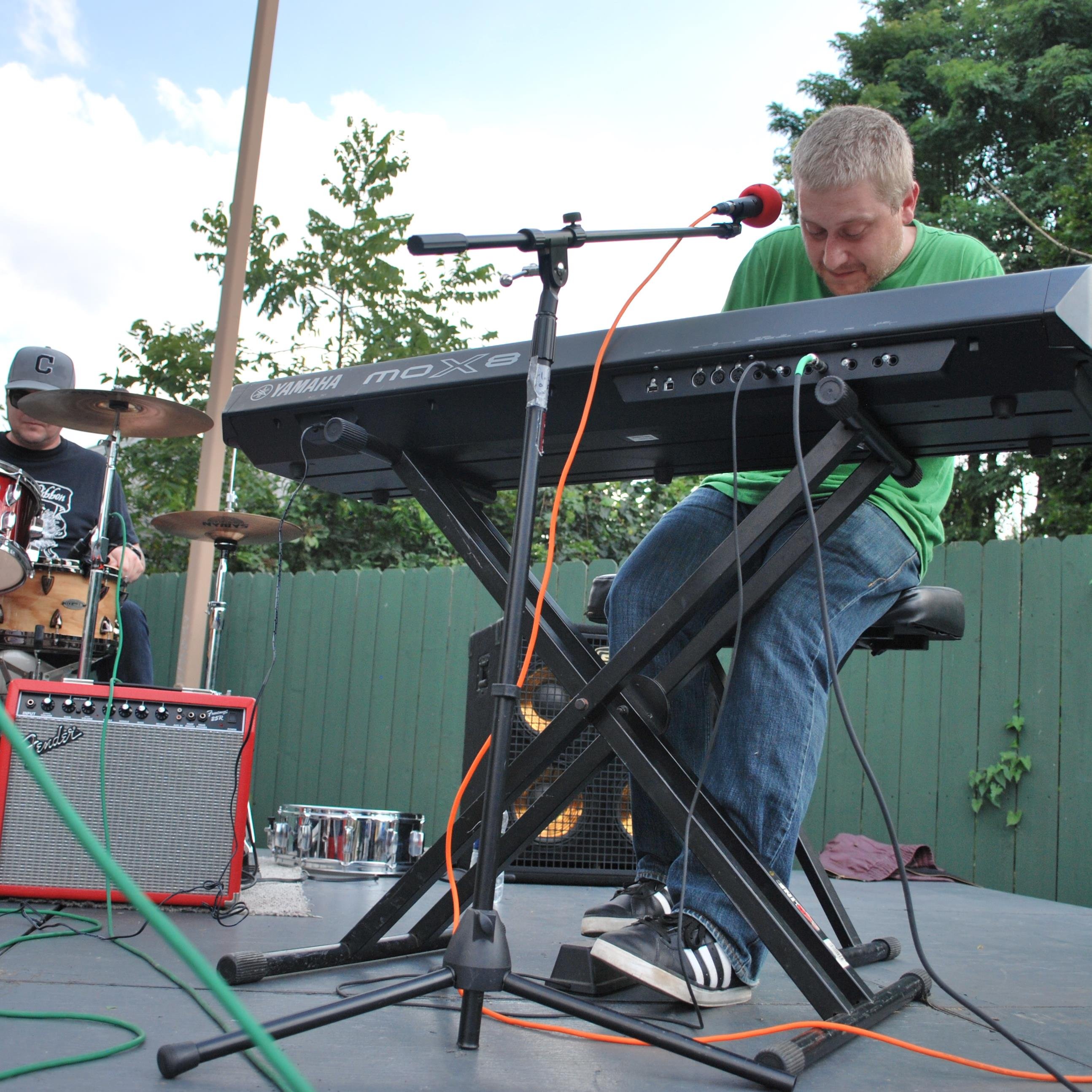 Piano Player/Songwriter / Duprees dead band/ Mr. Breeze