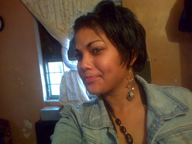 Am the bitchy girl your mother warned u about haha☺☺☺just kidding, me living a classic life♣♣