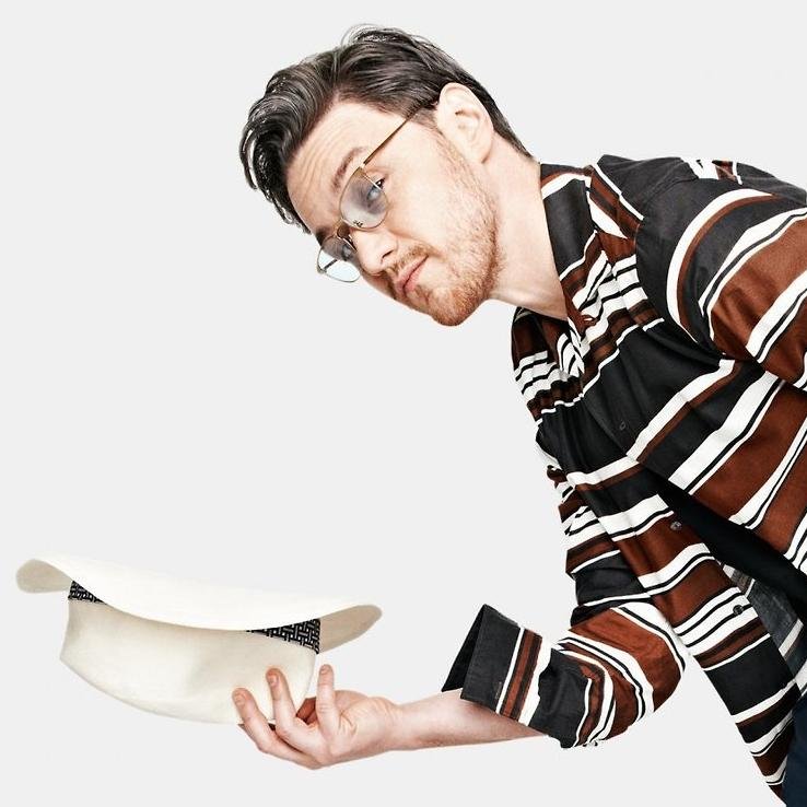 Admin account for the informal #ClanMcAvoy role play group. All non-Charles McAvoy characters & their partners welcome! |Run by @ChefMacbeth & @_OnTuesdays|