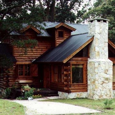 CasadeTroncos's profile picture. Empresa dedicada a la construccion en madera de casas, bungalows, hosterias, complejos turisticos, cabañas, etc. 
Viviendas de alta calidad.