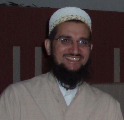 Community first. Self second. In service of His Holiness Syedna Taher Fakhruddin head of the Dawoodi Bohra Community. MA London, PhD Manchester 2003