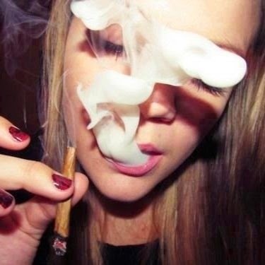 lovAaron's profile picture. love chattin