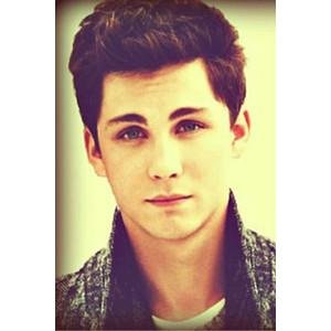 Luke_TMG's profile picture. 16.Corredor....