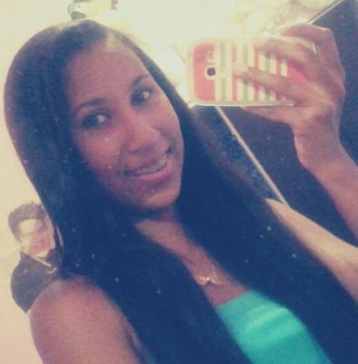 Só existe uma lei no amor: Tornar feliz a quem se ama!
@LuanSantana
