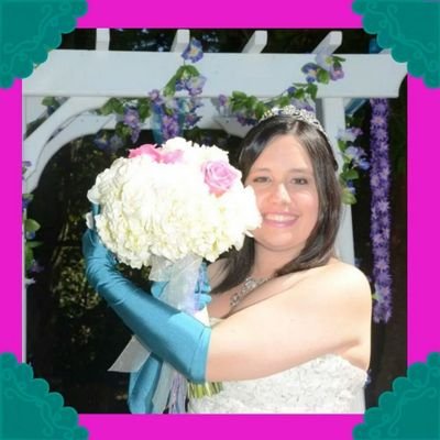 8 year navy veteran with a associates degree on business and a certificates in word processor, payroll, and bookkeeping.