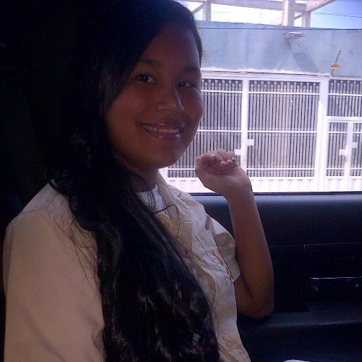 Estudiante de Contaduria Publica en UC 
Agregame al facebook... :* 
MI ASK: http://t.co/YUKbsAkOph