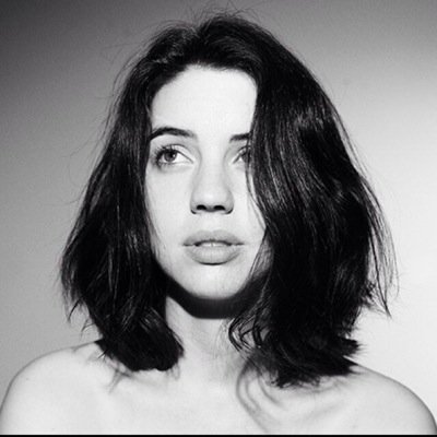 Yet another Australian in LA. Where's the Vegemite? [Rolplay. Not @AdelaideKane]