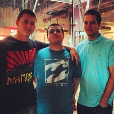 Mike Errico... 18... FLA Livin... BW3 GET FUCKED UP n GET MONEY BITCH