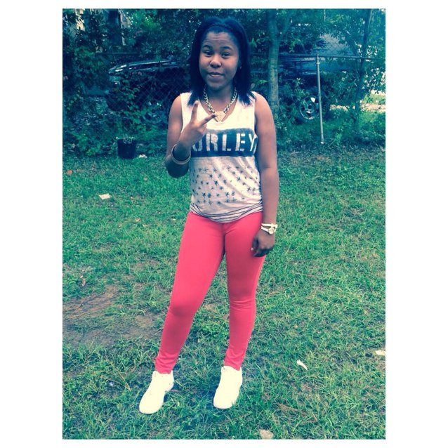 TREZ UP HOES DOWN (: im 1Deep fckkkkk evbbbbbbbb #FreeMyBoysss