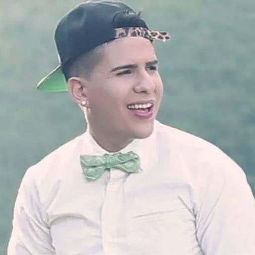 Esta cuenta fue creada para apoyar a nuestro cantante Frank Emilio; Siguelo en @FrankEmilio_ Todos Unidos Apoyemos. Encargada; @MaryDMaluma