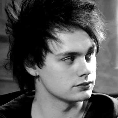 HI THANK YOU FOR READ IT CAN YOU PLEASE FOLLOW ME BACK ON MY PERSONAL ACC @areyouclifford DONT FOLLOW BACK ON THIS ACC TYSM ILYSM