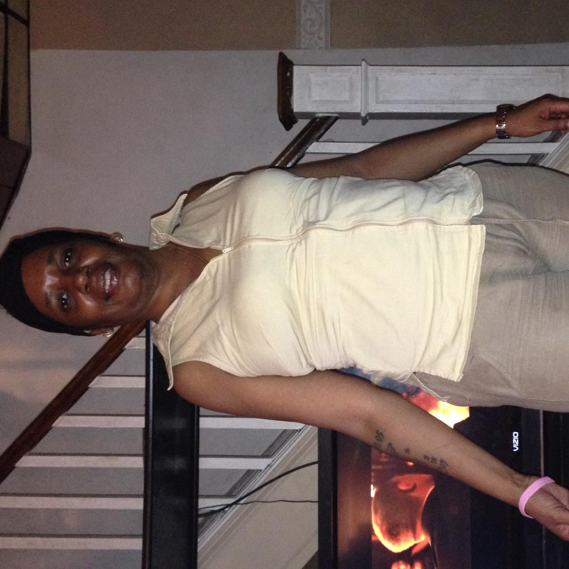 djtwinsd's profile picture. come and shop with me I have a lot of sales going on. so come and take a look to see if you like anything. And it will come to your home