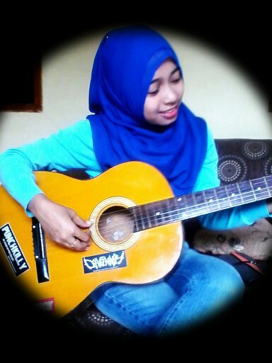 Music is myMoodbooster | Administration and finance - PPG 2012 | find me on path : radita nur anggraeni