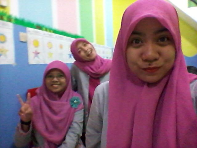 NurRohmahEP's profile picture. Kecantikan seorang Wanita terletak pada Akhlaknya | Kata-kata Mu adalah Kualitas Diri Mu | Ibu, Ibu, Ibu, dan Bapak