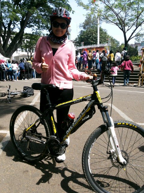 santiayay's profile picture. 