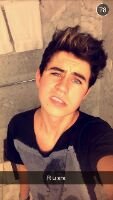 educado é o pau do nash que levanta pra eu sentar